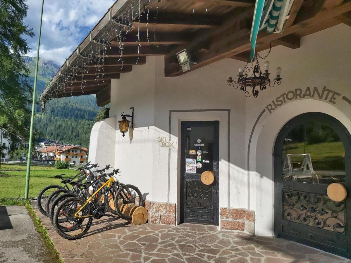 Albergo Scoiattolo Фалькаде Екстер'єр фото